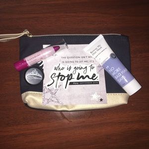 🔻sold🔺September 18 Ipsy glam bag